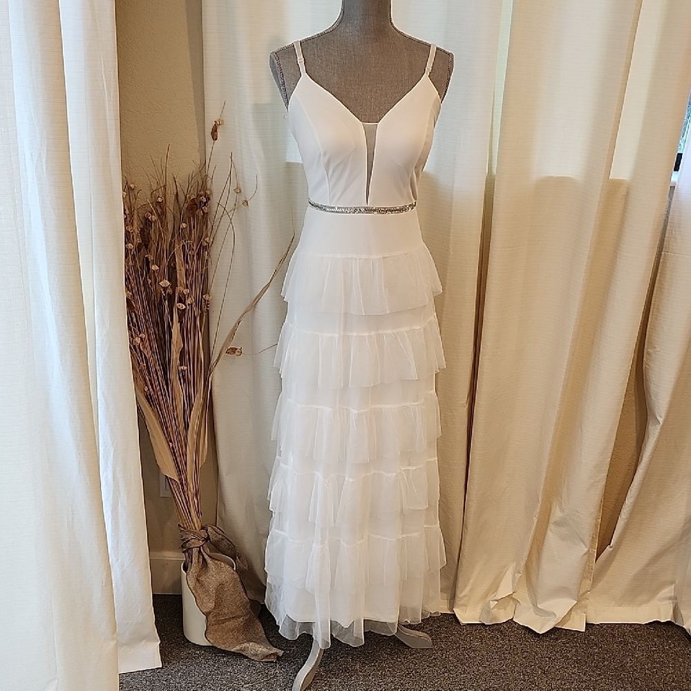 Southern Belle Rhinestone Tiered Coastal Cowgirl Bridal Gown Size LP New No Tags